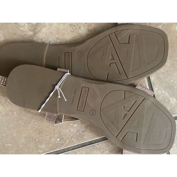 ANDIAMO  11 Flat Strappy Sandals Rhinestones - Picture 2 of 3